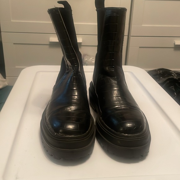 Zara crocodile boots - Picture 2 of 3